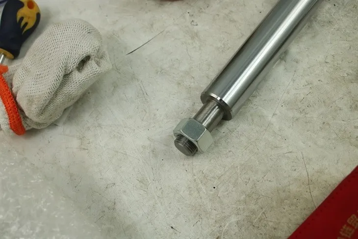 Forklift Spare Parts 51704911570 Piston Rod, Tilt Cylinder For Lin, 388 factory