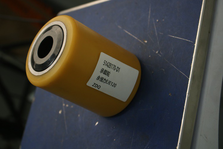 51428170-D15 51428170-D15