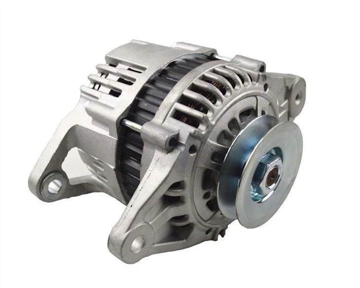 Forklift Spare Parts TD27/QD32 Alternator 12V/60A (23100-NA00B)